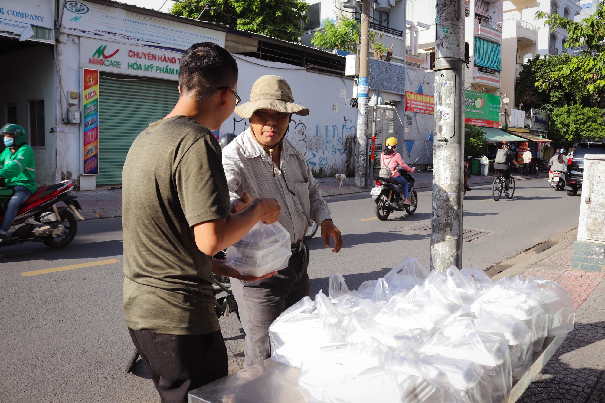 Sài Gòn hào sảng và nghĩa tình